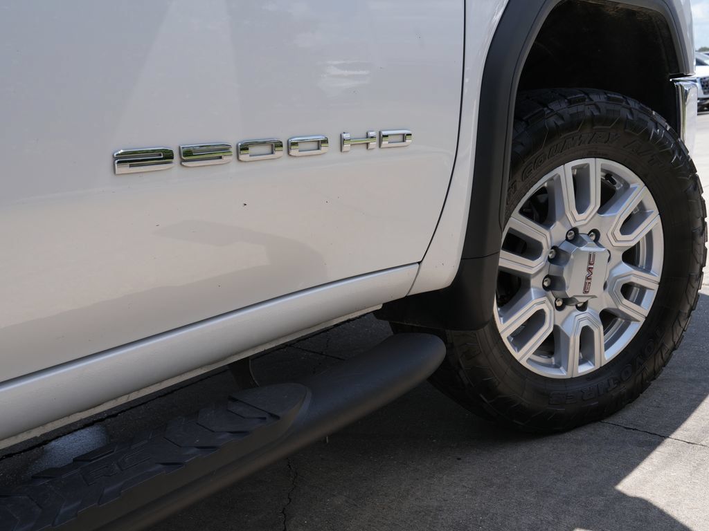 Used 2023 GMC Sierra 2500 SLT w/ SLT Convenience Package AWD/4WD image 13