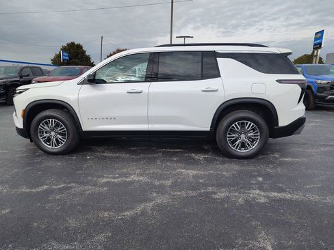 New 2026 Chevrolet Traverse LT w/ LPO, Floor Liner Package image 7