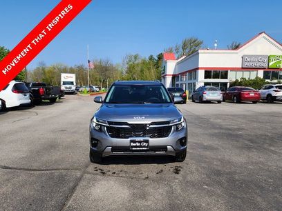 New 2026 Kia Seltos EX w/ EX Sunroof Package