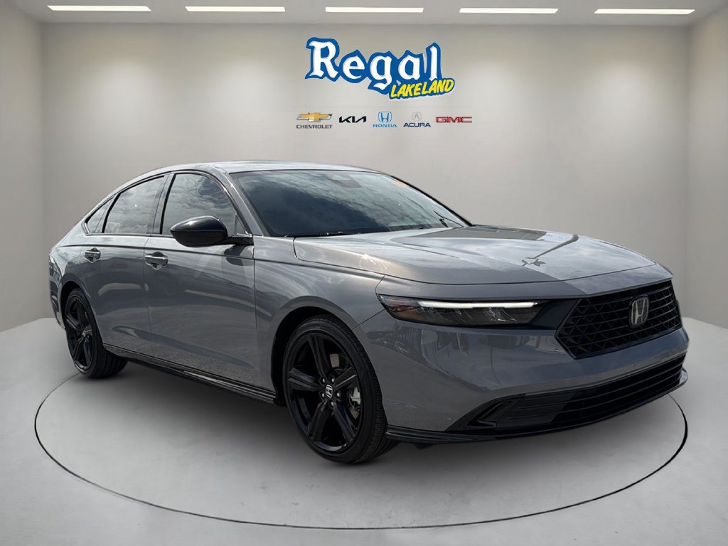 Used 2025 Honda Accord Sport image 1
