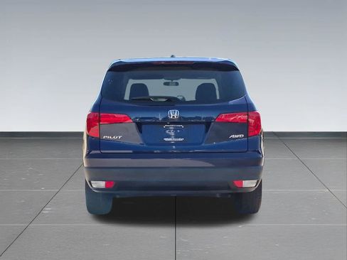 Used 2018 Honda Pilot EX image 5