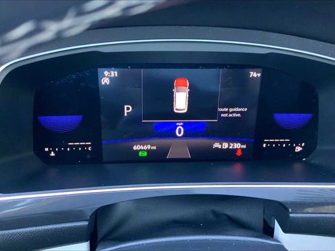 Used 2022 Volkswagen Tiguan SE image 47