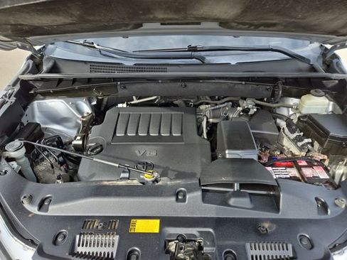 Used 2015 Toyota Highlander XLE AWD/4WD image 39