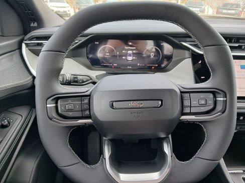 New 2026 Jeep Cherokee Laredo image 14