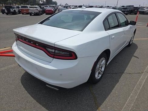 Used 2023 Dodge Charger SXT RWD image 6