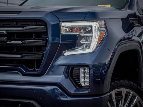 Used 2022 GMC Sierra 1500 Elevation image 3