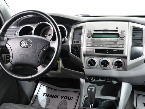 Used 2011 Toyota Tacoma 4x4 Double Cab image 8