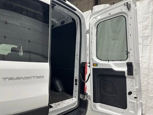 Used 2024 Ford Transit 250 148 Medium Roof w/ Load Area Protection Package image 34