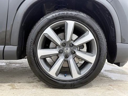 Certified 2025 Honda Pilot Elite image 12