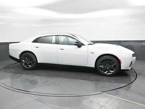 New 2026 Dodge Charger R/T AWD/4WD image 3