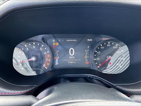 Used 2023 Jeep Compass Trailhawk AWD/4WD image 15