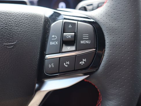 Used 2025 Ford Explorer ST AWD/4WD image 19