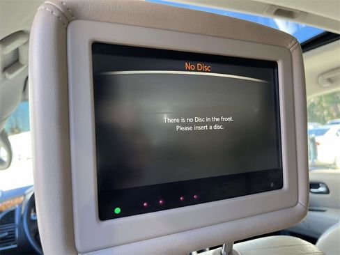 Used 2020 Nissan Armada Platinum w/ Cargo Package image 10