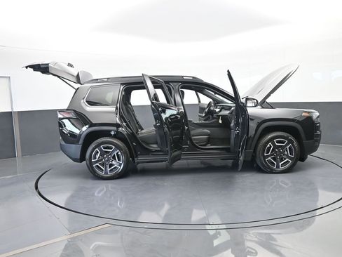 New 2026 Jeep Cherokee Laredo image 64