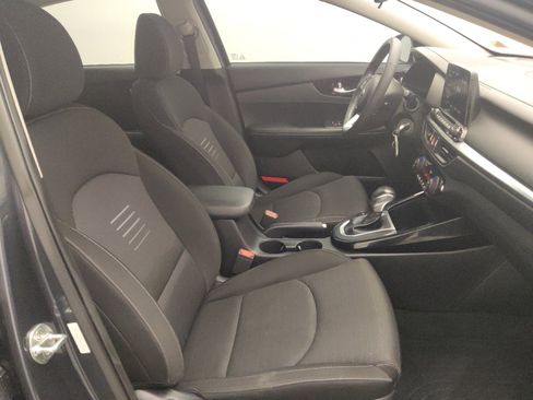 Used 2019 Kia Forte S w/ S Premium Package FWD image 21