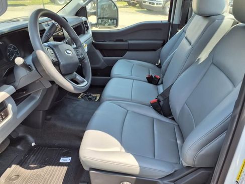 New 2023 Ford F250 XL w/ XL Chrome Package image 19