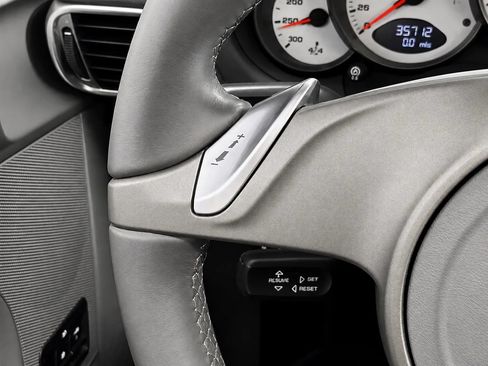 Used 2009 Porsche 911 Carrera S RWD image 28