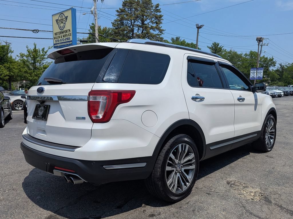 Used 2018 Ford Explorer Platinum AWD/4WD image 8