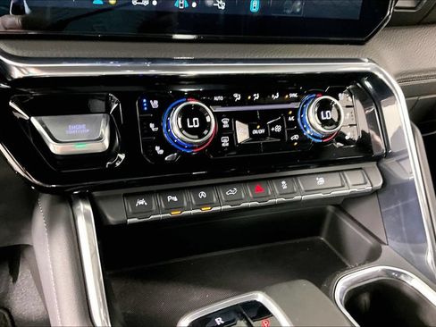 Used 2023 GMC Sierra 1500 Denali RWD image 15
