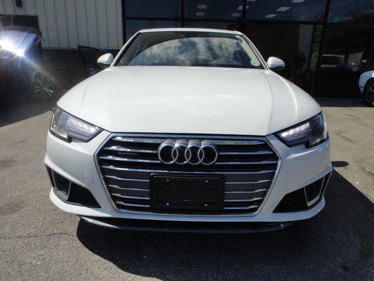Used 2019 Audi A4 2.0T Premium w/ Convenience Package AWD/4WD image 2