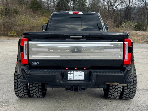 Used 2024 Ford F450 Limited w/ FX4 Off-Road Package image 6