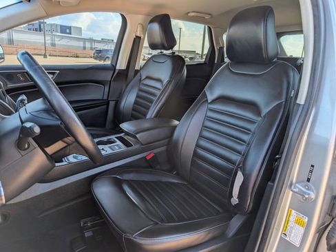 Used 2022 Ford Edge SEL w/ Convenience Package AWD/4WD image 22