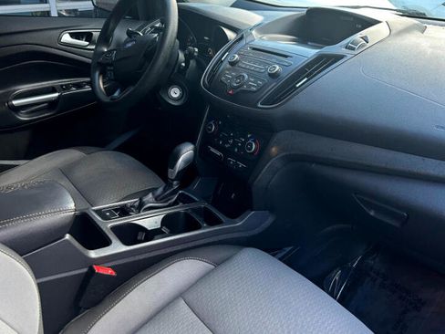 Used 2018 Ford Escape SE image 23