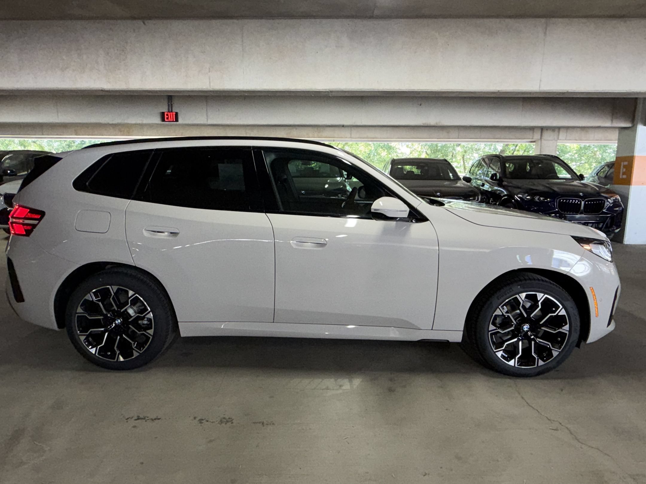 Used 2026 BMW X3 xDrive30i w/ Premium Package AWD/4WD image 7