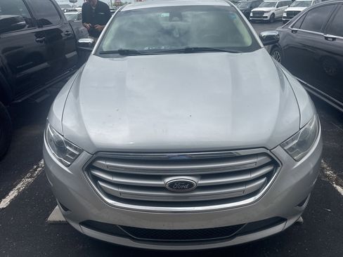 Used 2013 Ford Taurus Limited image 2