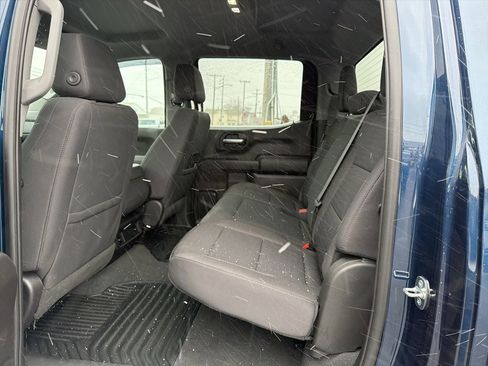 Certified 2023 Chevrolet Silverado 1500 Custom image 19