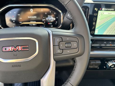 New 2026 GMC Sierra 1500 Elevation image 19