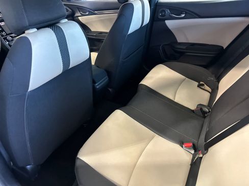 Used 2019 Honda Civic EX image 5