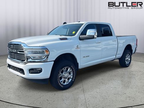 Used 2024 RAM 2500 Laramie AWD/4WD image 1