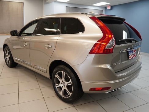 Used 2014 Volvo XC60 T6 image 11
