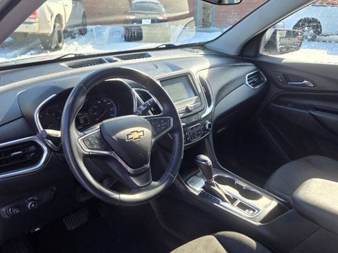 Used 2018 Chevrolet Equinox LT FWD image 9