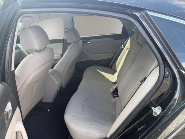 Used 2018 Hyundai Sonata SEL w/ Cargo Package FWD image 10