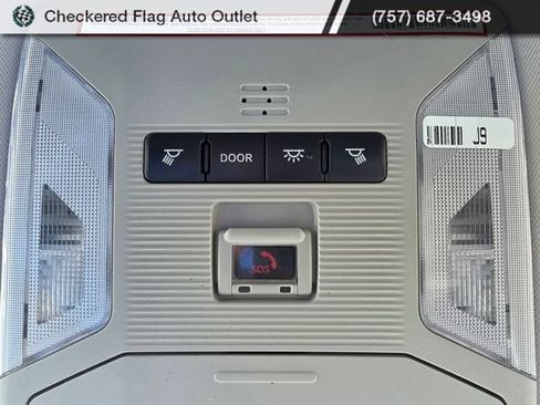 Used 2021 Toyota RAV4 LE AWD/4WD image 22