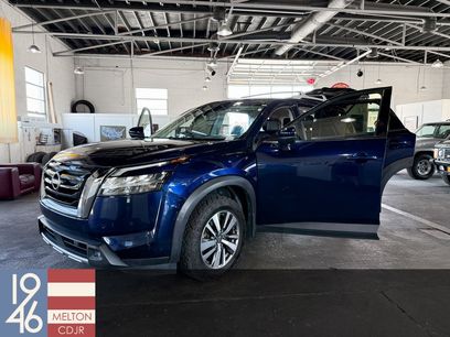 Used 2022 Nissan Pathfinder SL