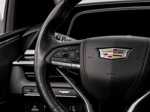 Used 2023 Cadillac Escalade ESV V image 14