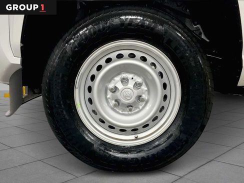 Certified 2025 Toyota Tacoma SR image 8