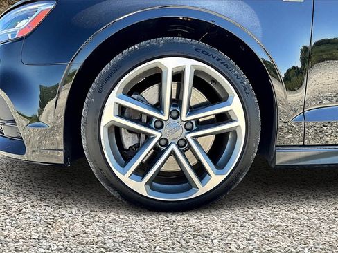 Used 2019 Audi A3 2.0T Premium Plus image 9