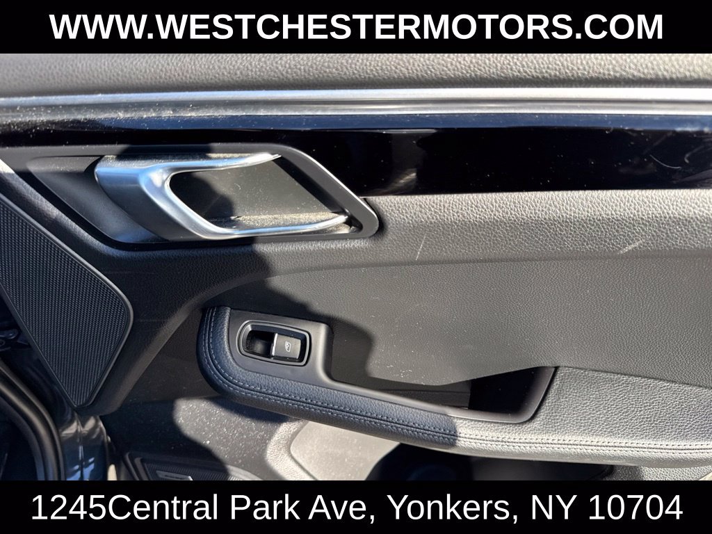 Used 2023 Porsche Macan AWD/4WD image 18