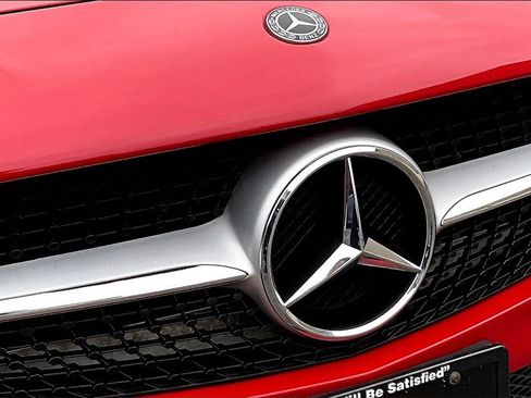 Used 2018 Mercedes-Benz CLA 250 4MATIC image 33