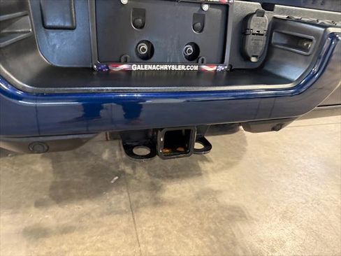 Certified 2024 RAM 2500 Big Horn w/ Sport Appearance Package AWD/4WD image 28