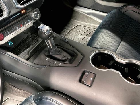 Used 2024 Ford Mustang GT Premium image 17