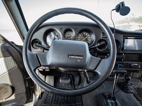 Used 1990 Toyota Land Cruiser AWD/4WD image 31