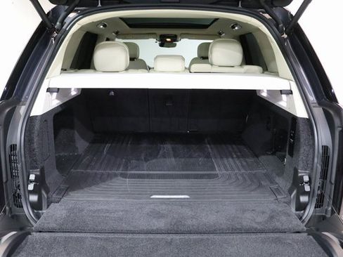 Used 2024 Land Rover Range Rover SE image 31