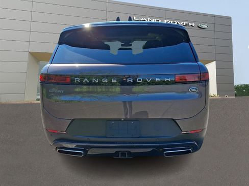 Used 2023 Land Rover Range Rover Sport SE AWD/4WD image 7