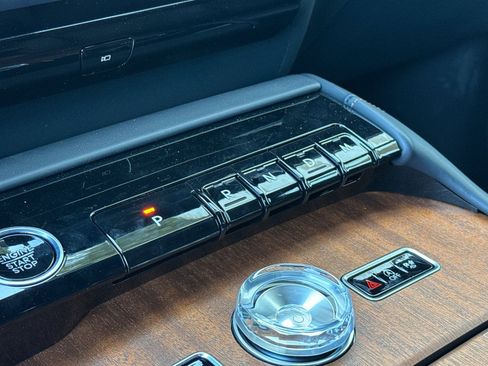 New 2025 Lincoln Navigator Black Label image 19