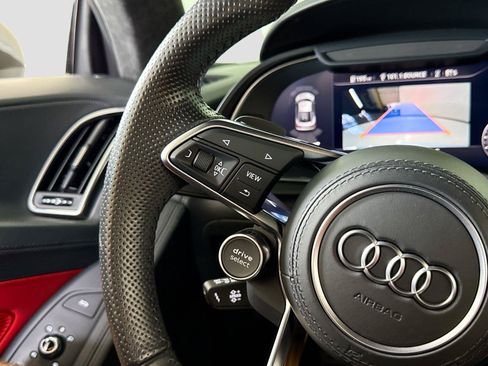 Used 2021 Audi R8 V10 w/ Premium Package RWD image 22